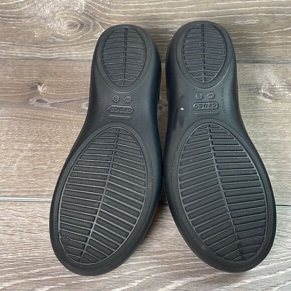 Crocs Thea Slingback Slip On Women’s Size 9 Black Rubber Sandals - Picture 7 of 11